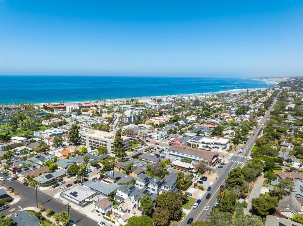 8020 La Jolla Shores Drive