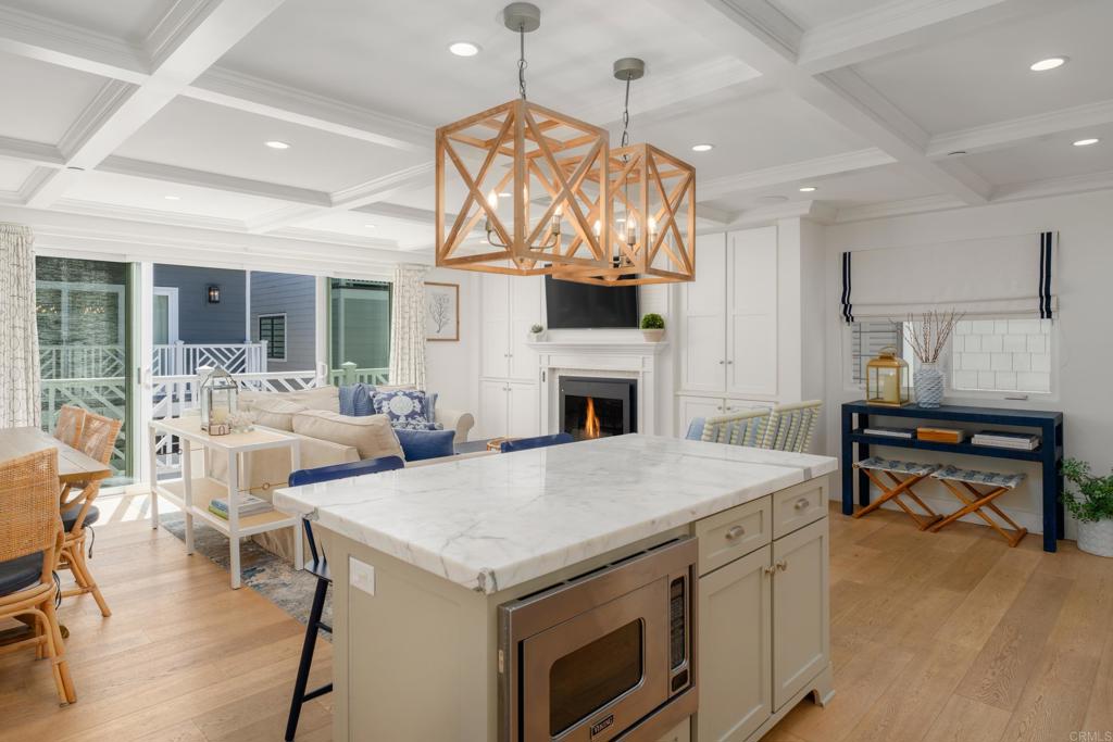 8020 La Jolla Shores Drive