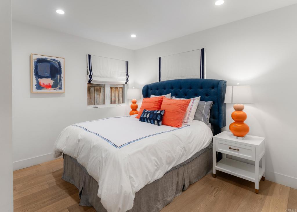 8020 La Jolla Shores Drive