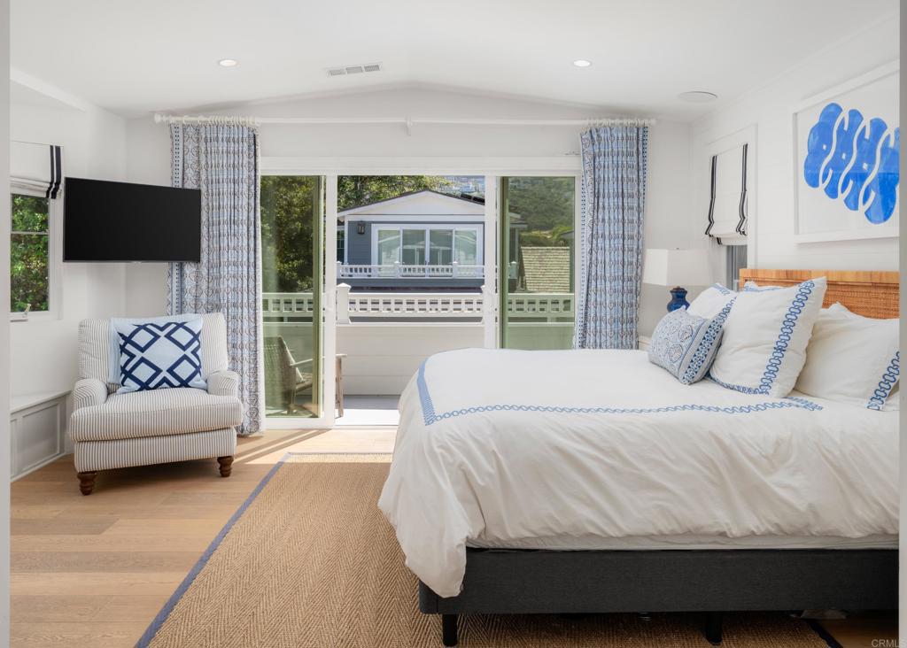 8020 La Jolla Shores Drive