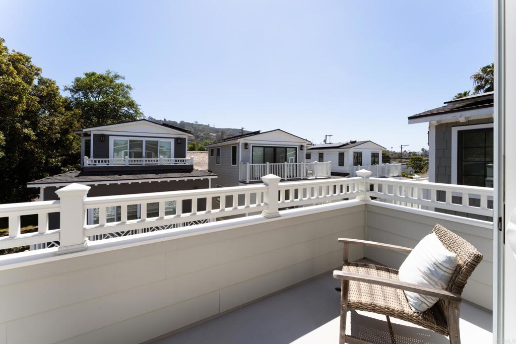 8020 La Jolla Shores Drive