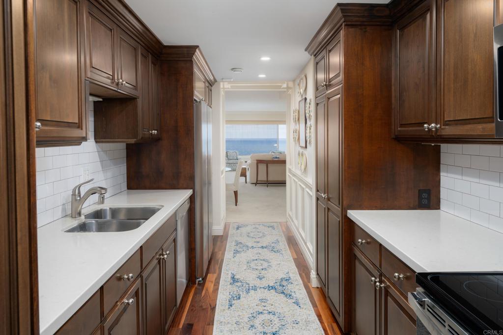 939 Coast Boulevard 10E