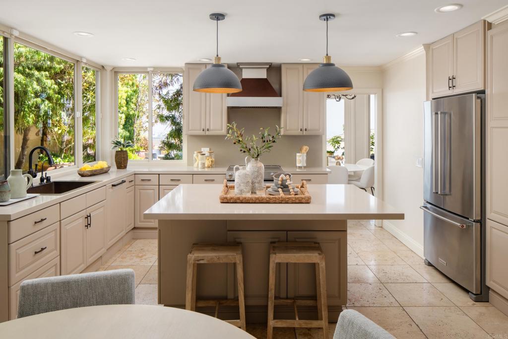 2885 Caminito Merion