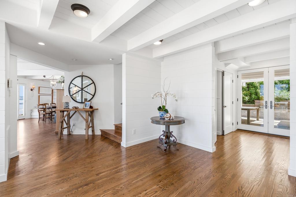 1641 Crespo Drive