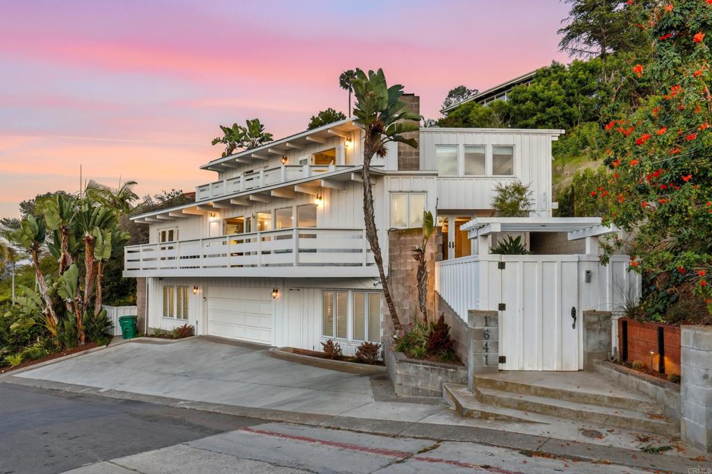 1641 Crespo Drive