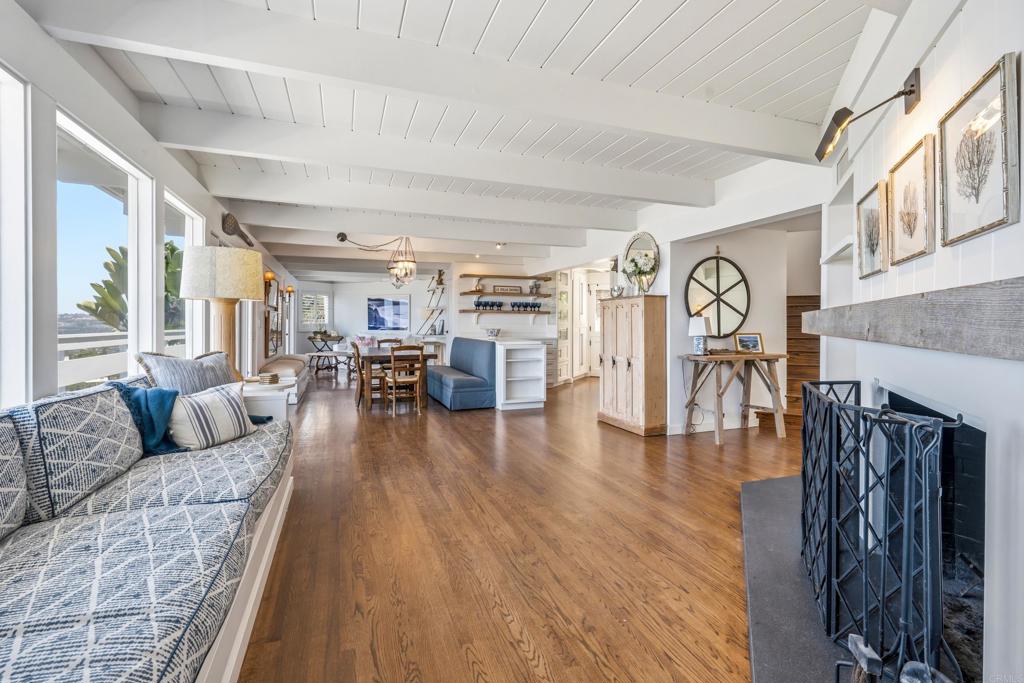 1641 Crespo Drive