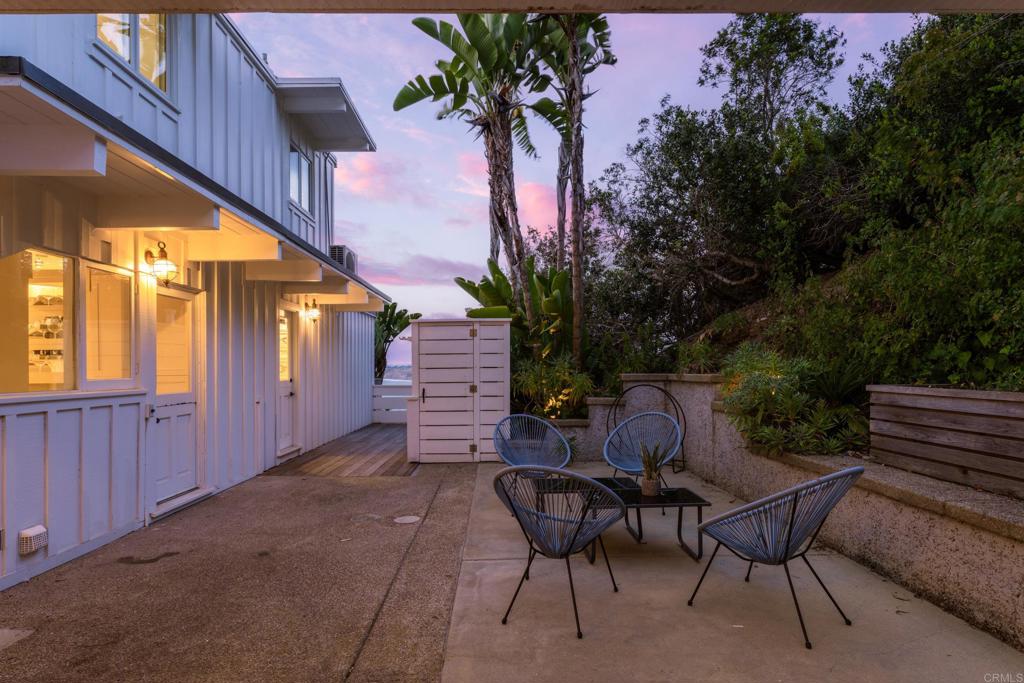 1641 Crespo Drive