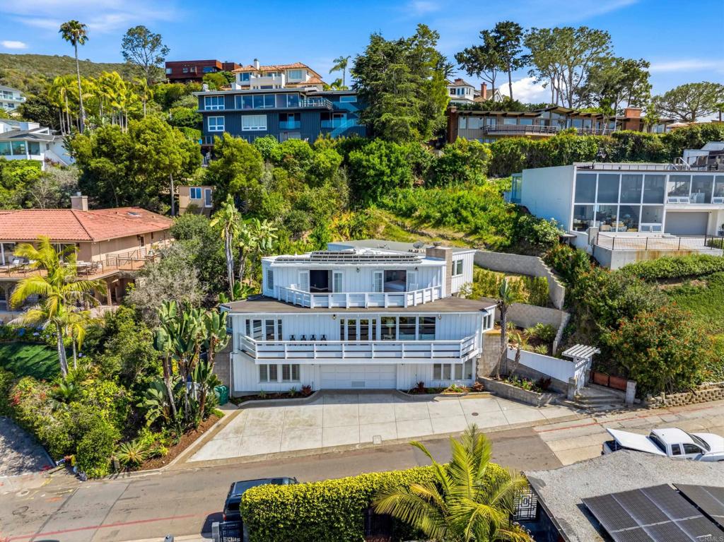 1641 Crespo Drive
