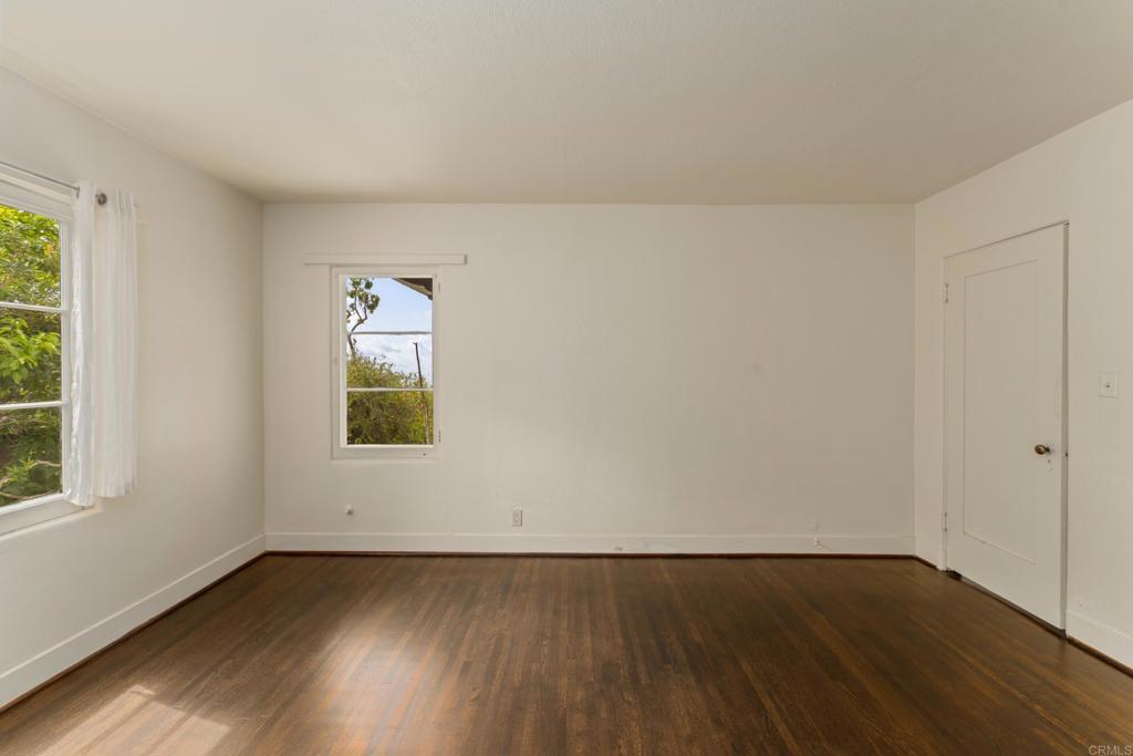 1406 La Jolla Knoll