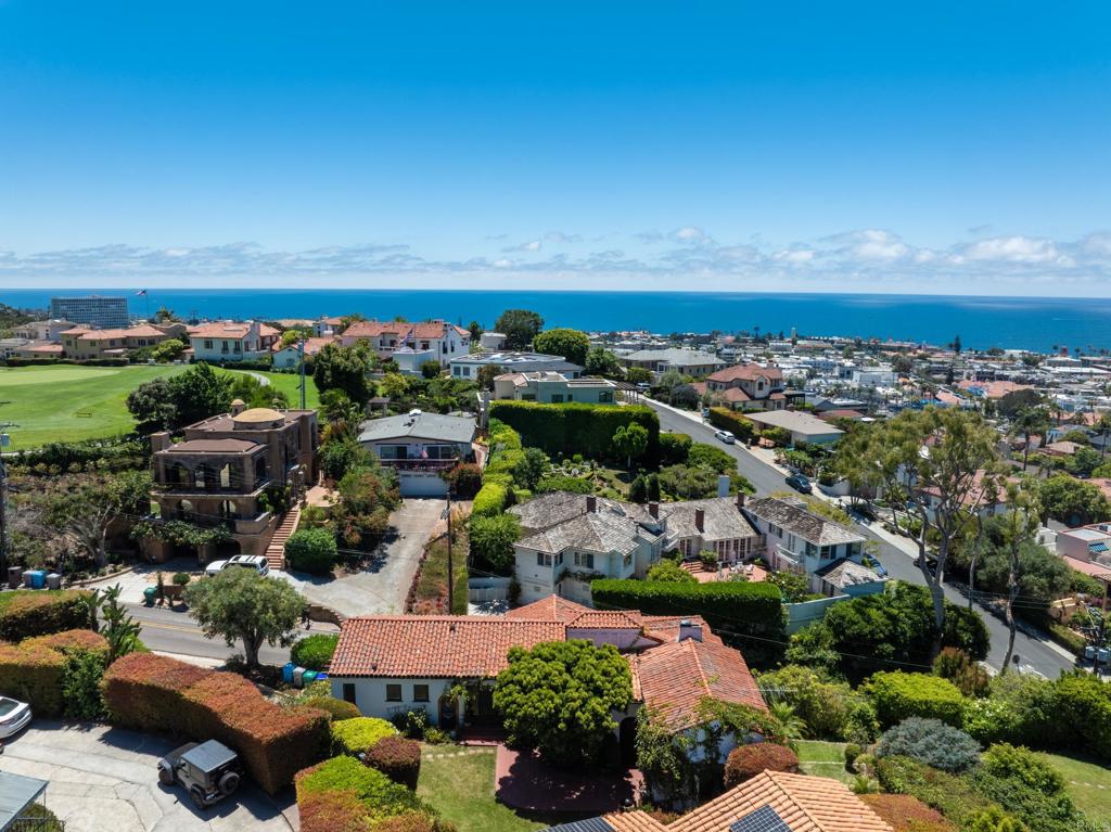 1406 La Jolla Knoll