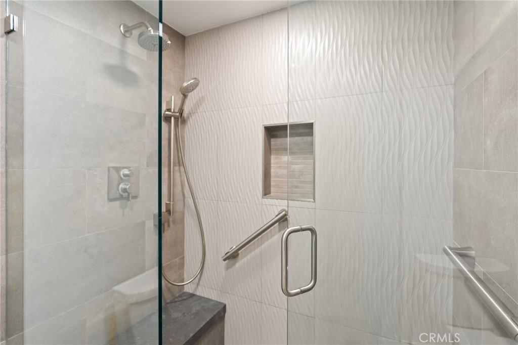 5230 Harbour Heights Court