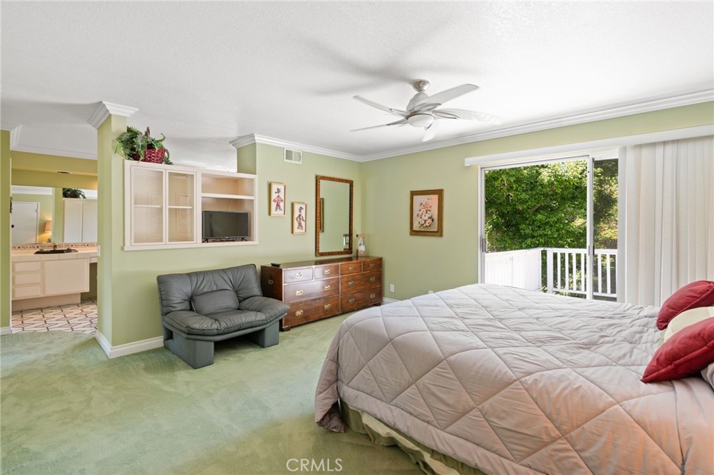 5230 Harbour Heights Court