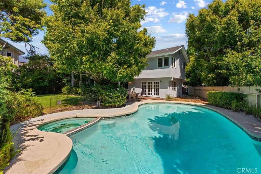 5230 Harbour Heights Court