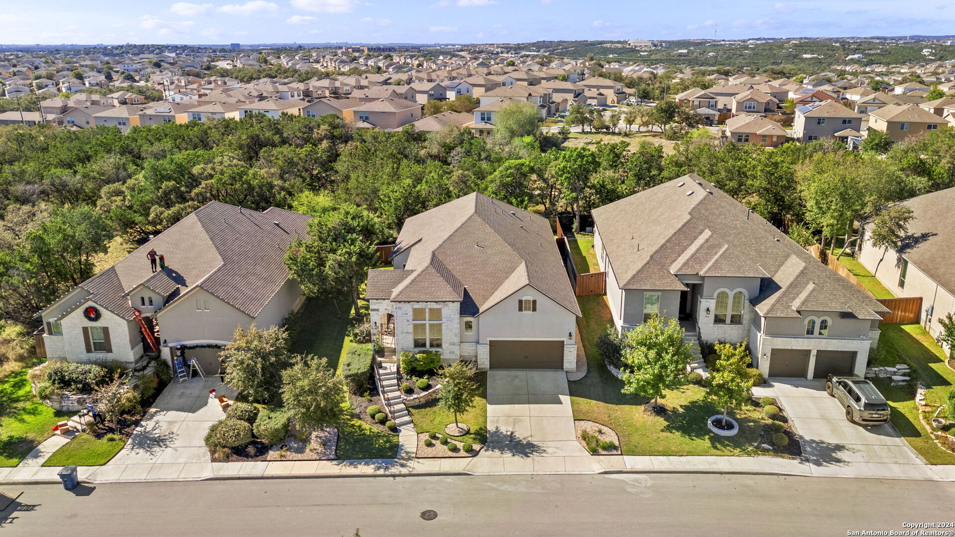 3820 MONTEVERDE WAY