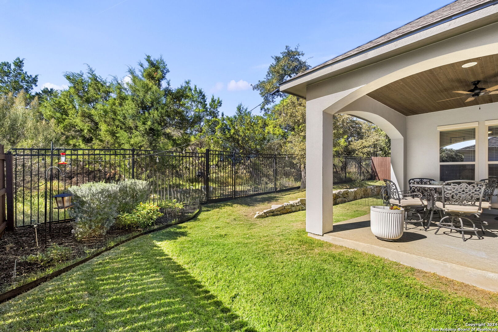 3820 MONTEVERDE WAY