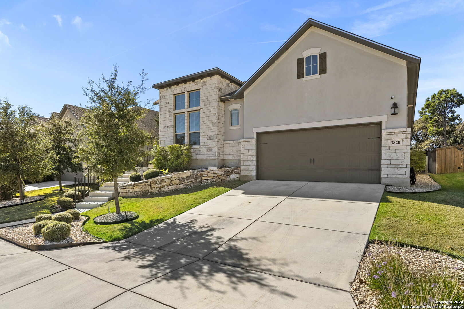 3820 MONTEVERDE WAY