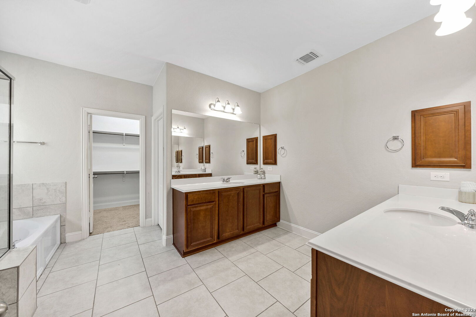 3911 BRAZOS BEND