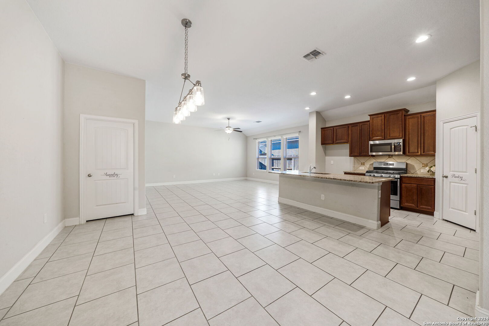 3911 BRAZOS BEND