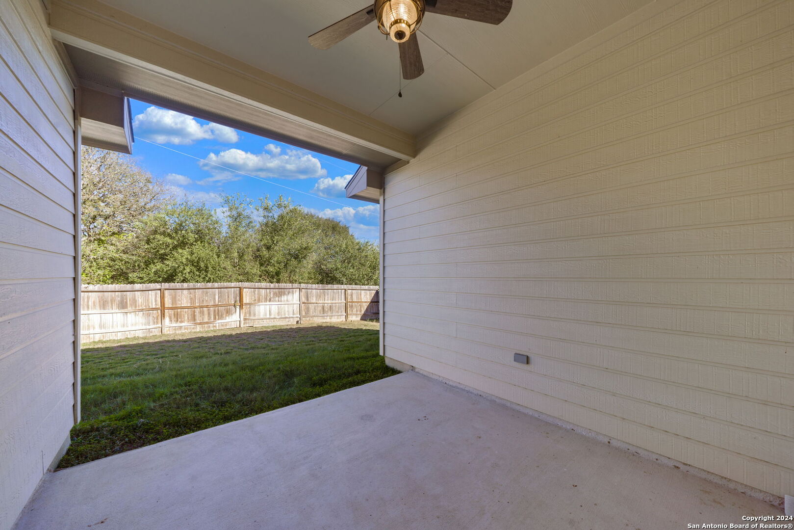 3911 BRAZOS BEND