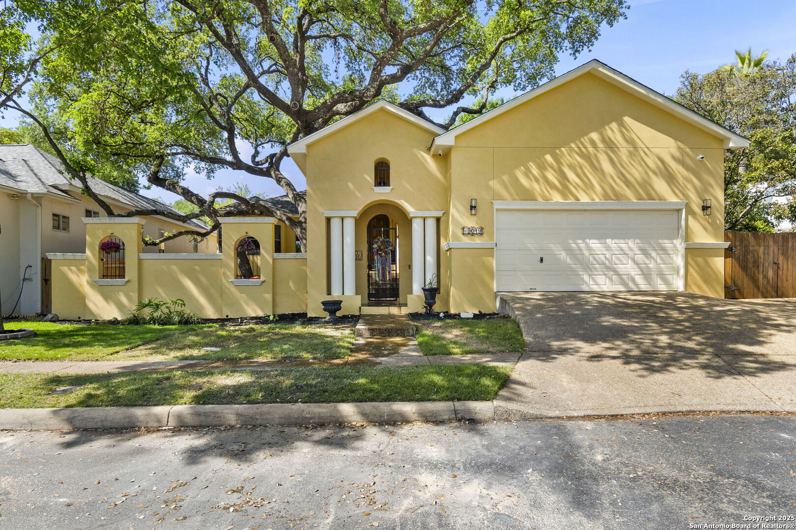 9019 Stoneland