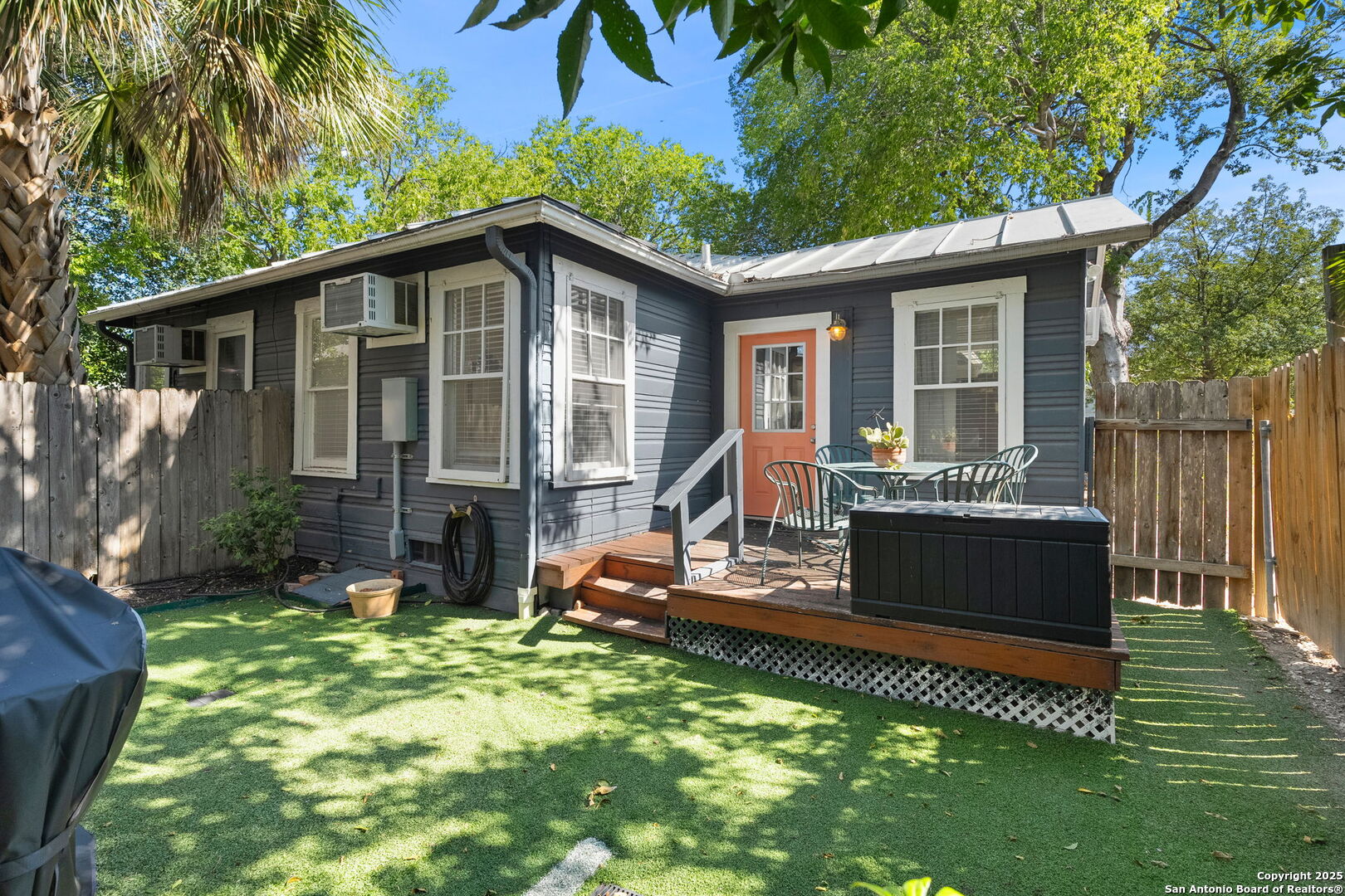 118 Callaghan Ave