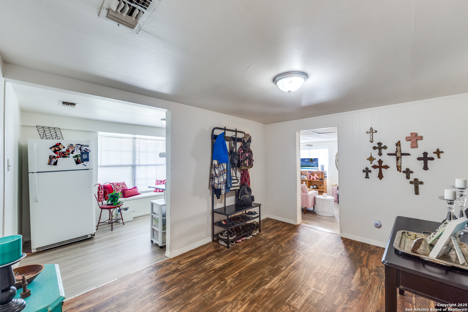 6950 Lark Haven