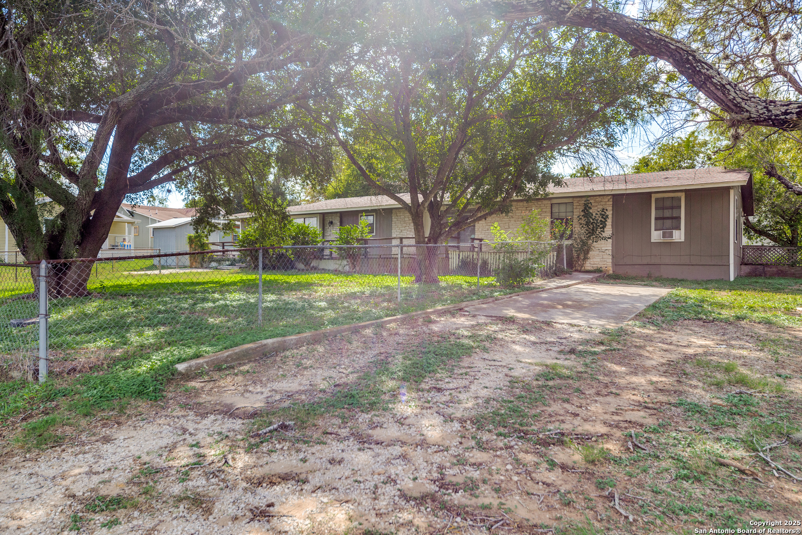 6950 Lark Haven