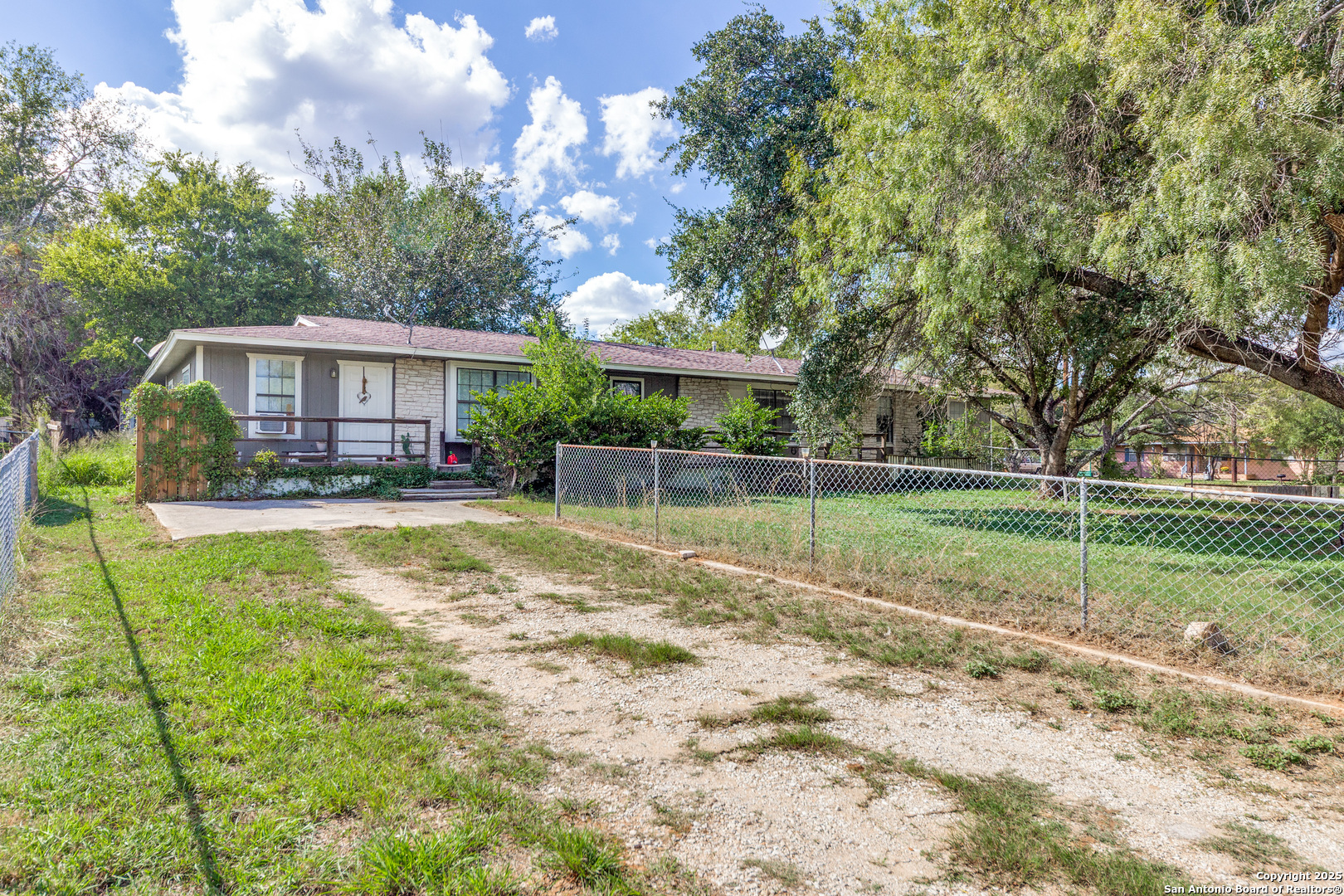 6950 Lark Haven