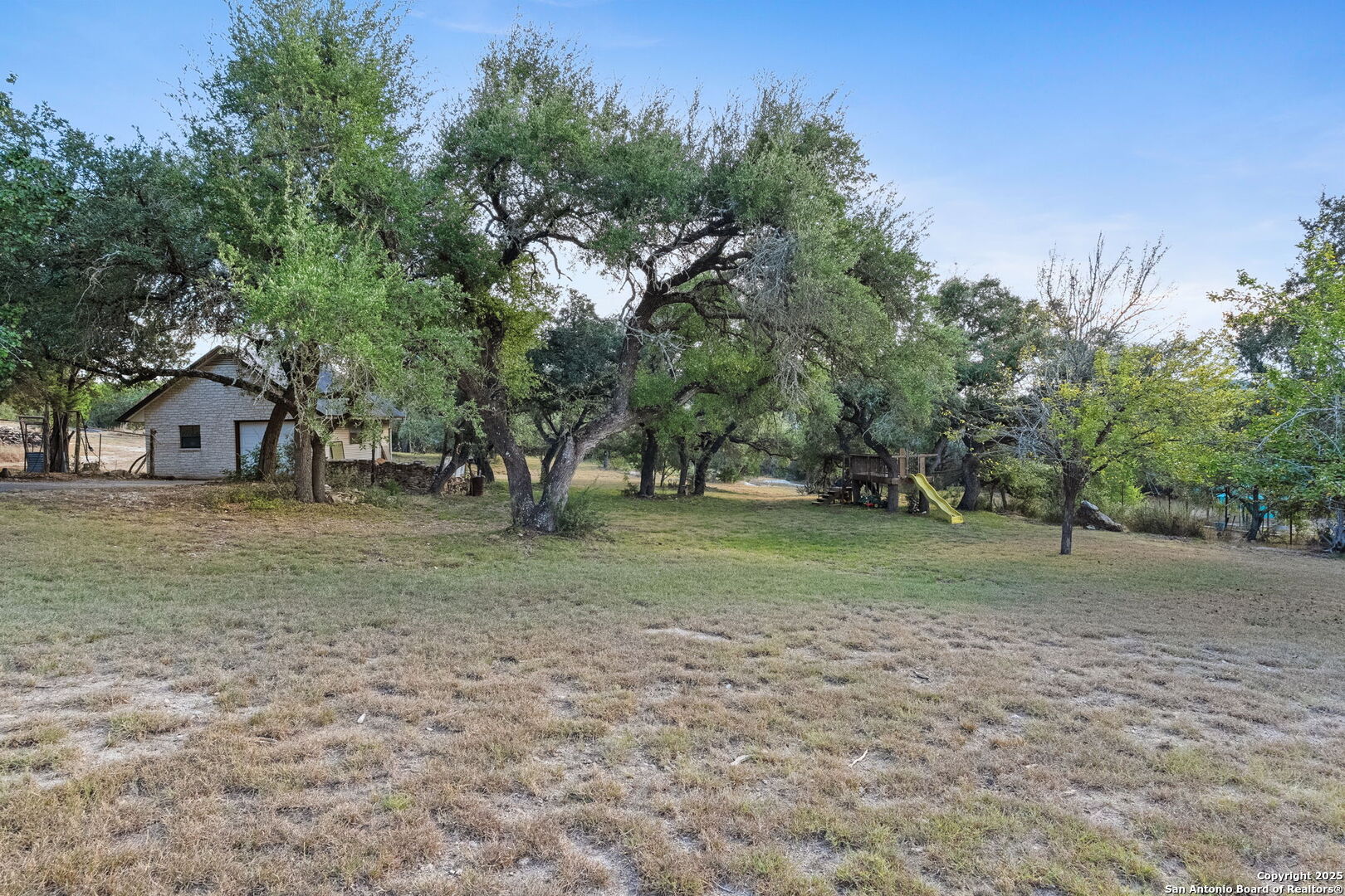 10038 Creekwood