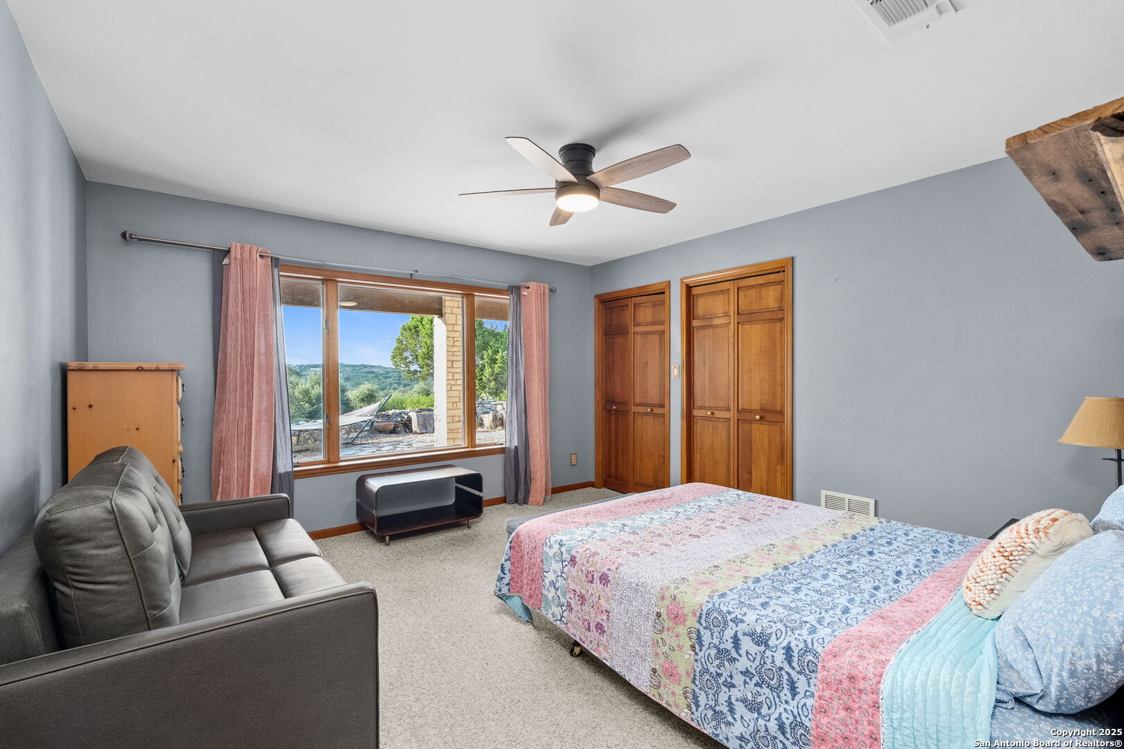 10038 Creekwood