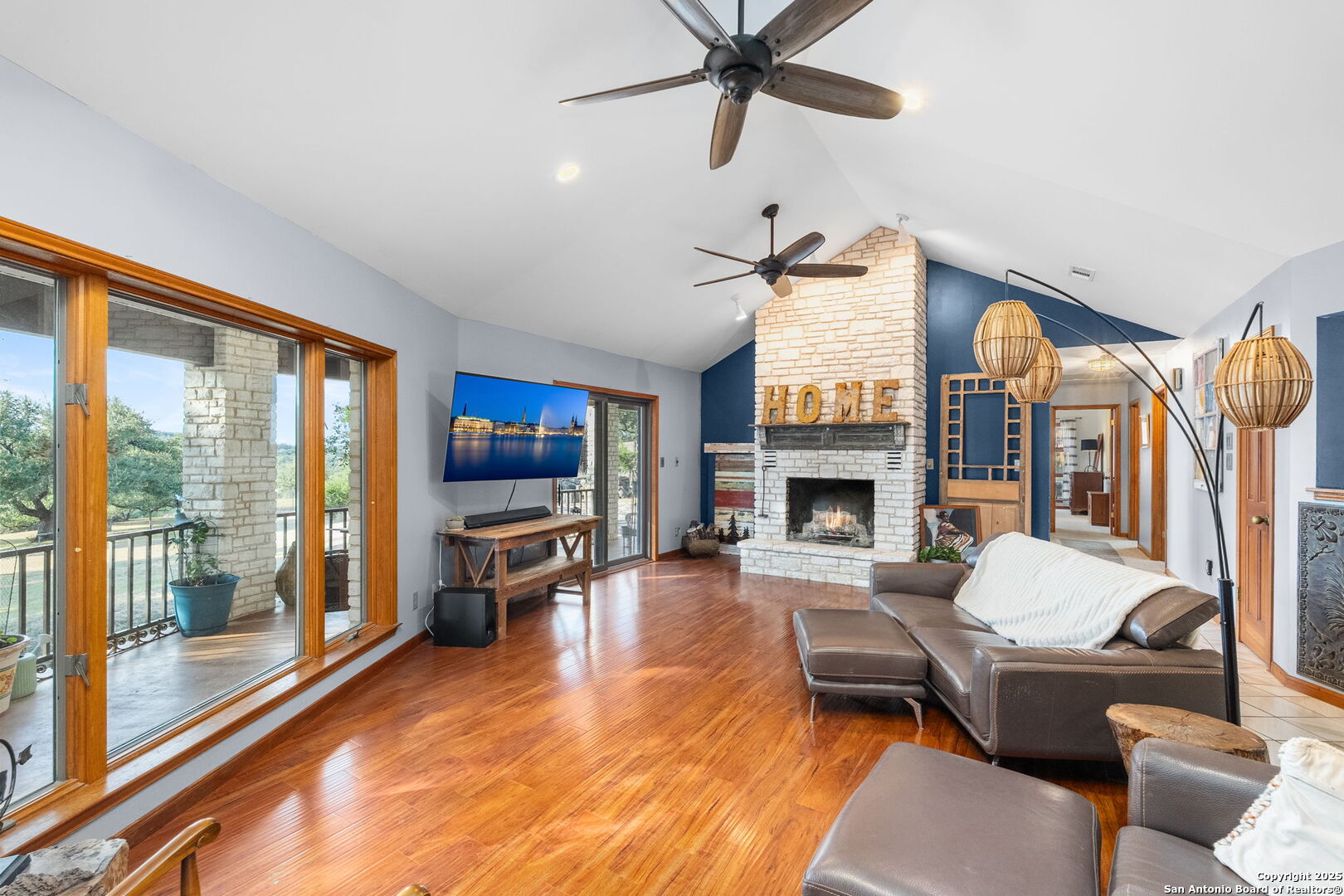 10038 Creekwood