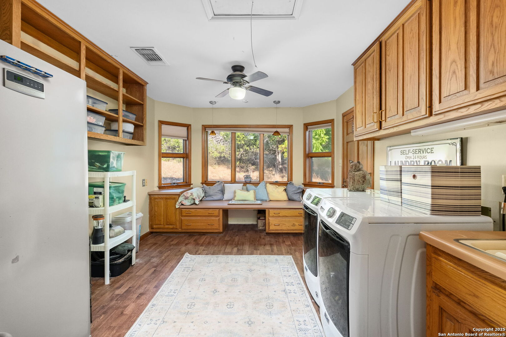 10038 Creekwood