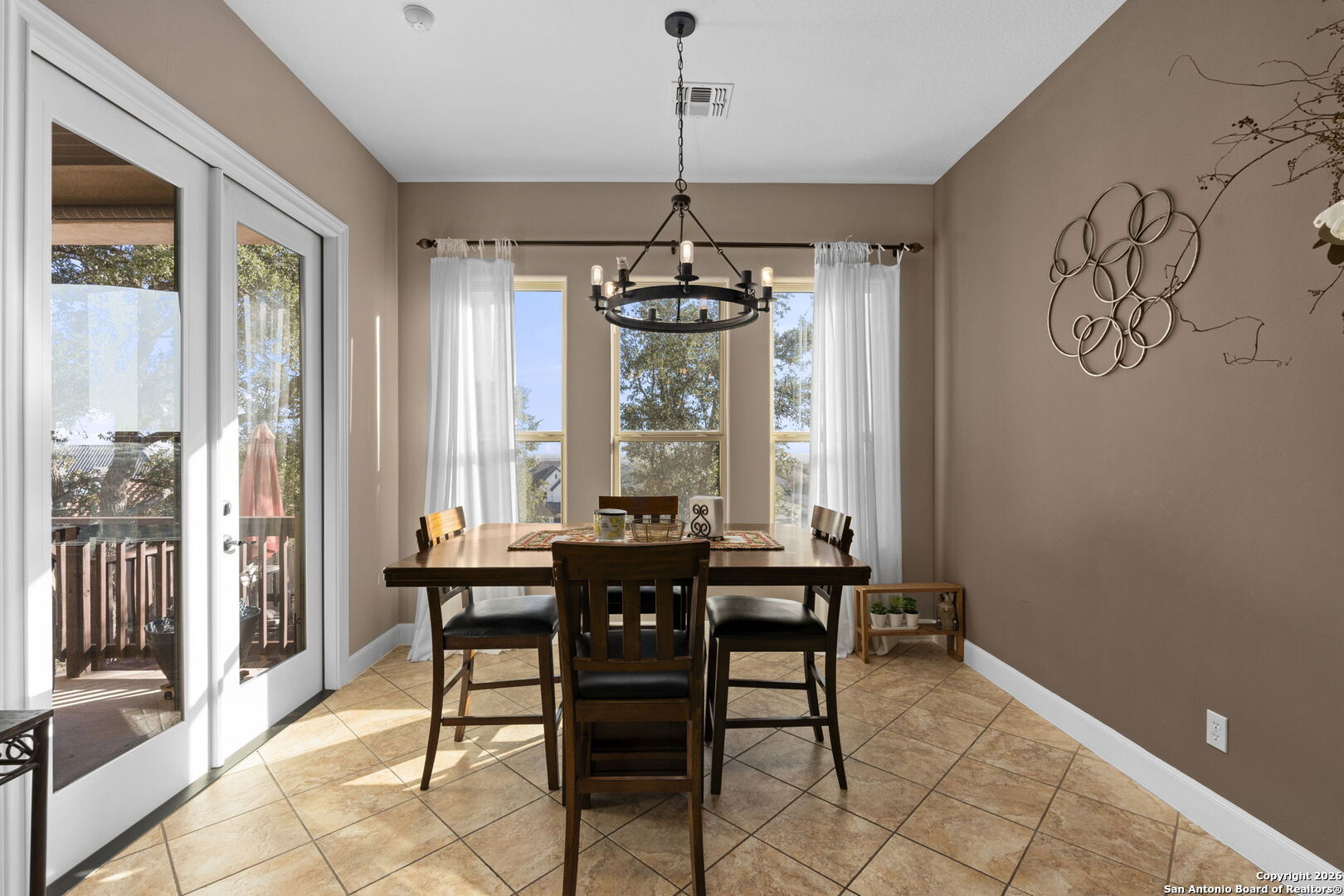 16123 Salto Del Agua