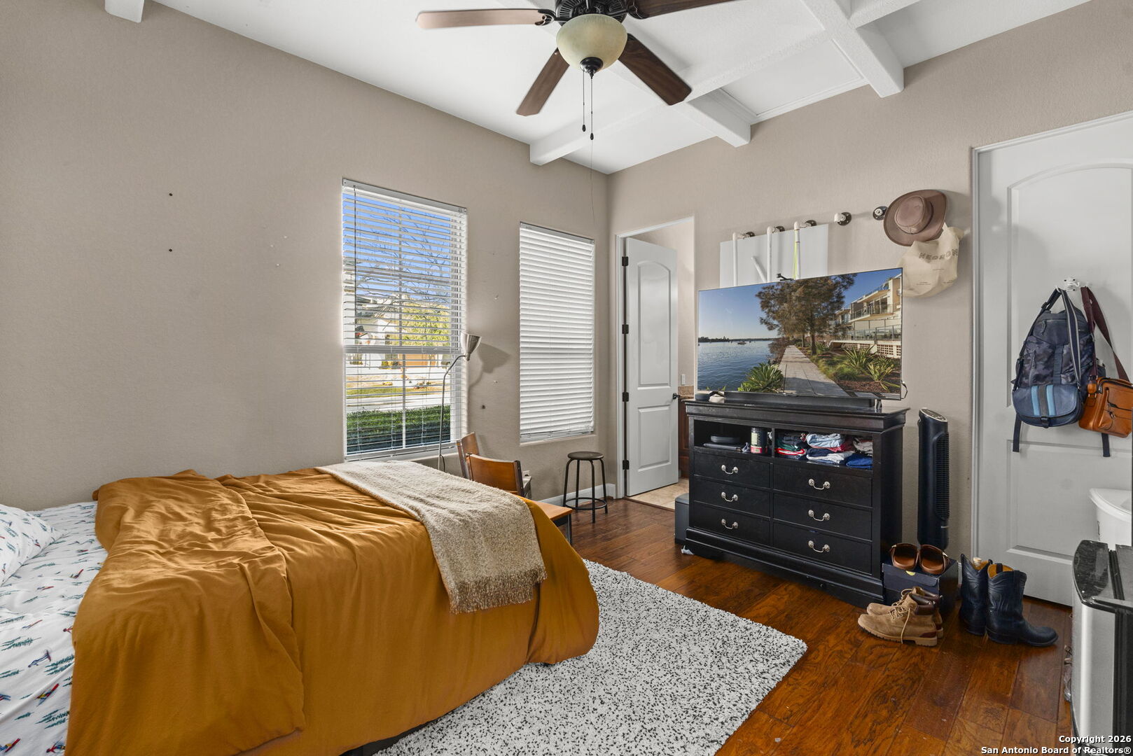 16123 Salto Del Agua