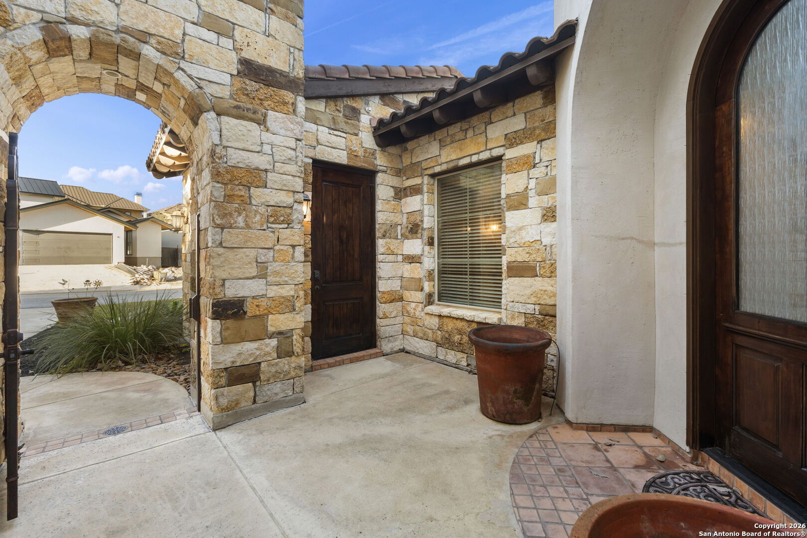 16123 Salto Del Agua