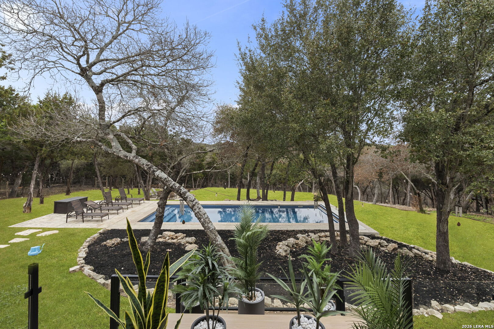 104 Balcones Bend