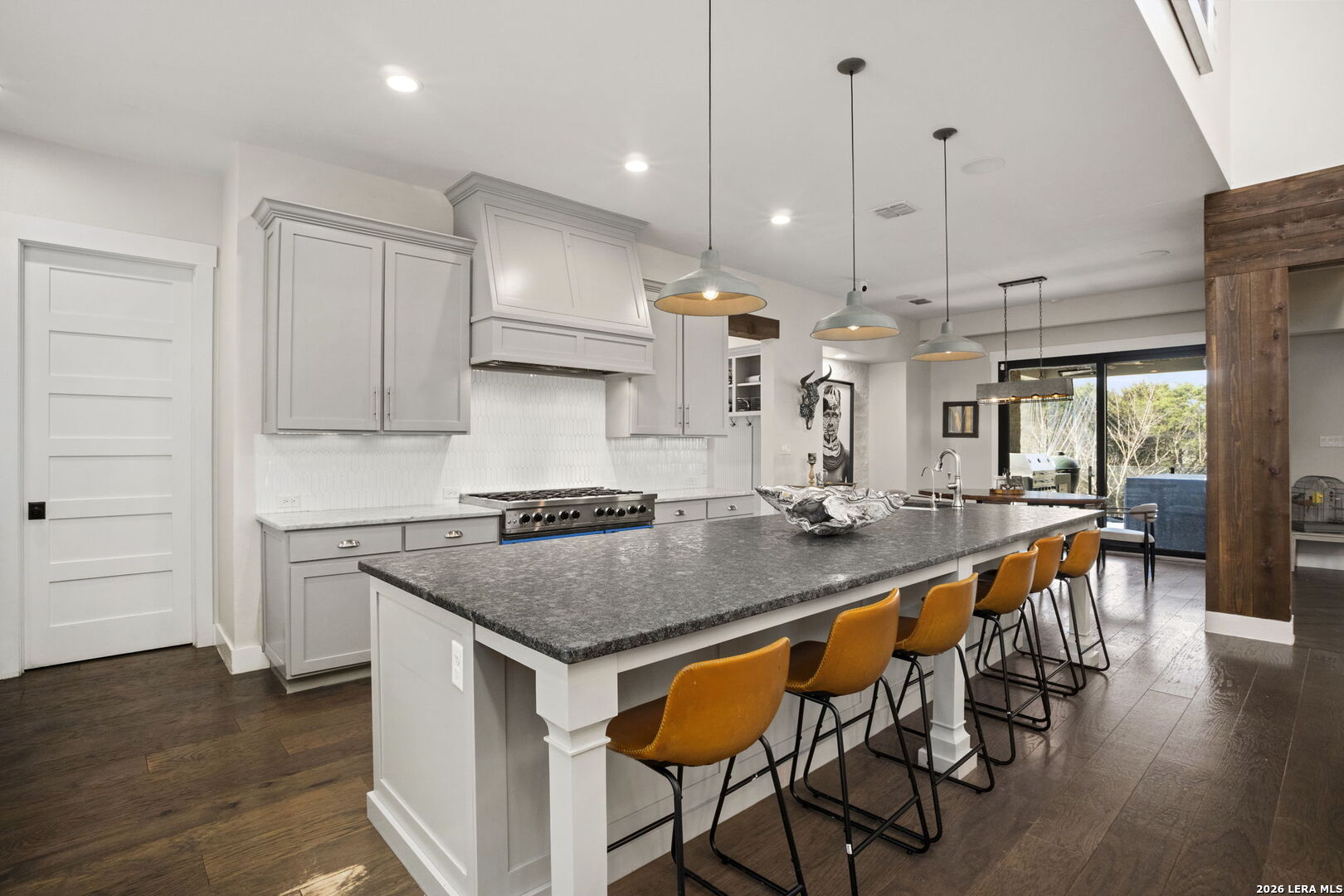 104 Balcones Bend