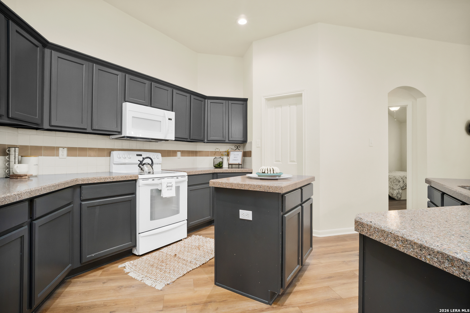 817 Emerald Bay