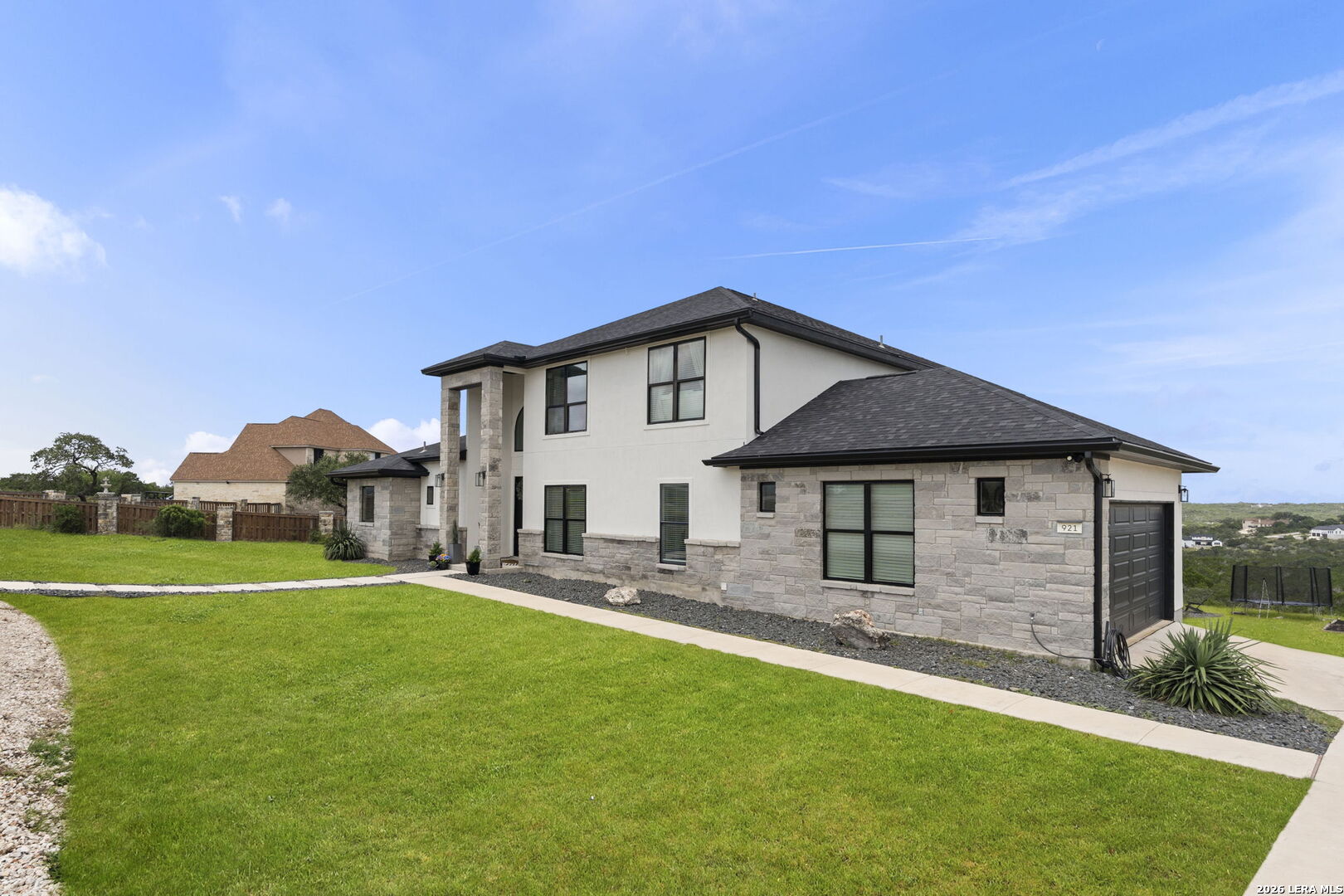 921 COUNTY ROAD 2801 E