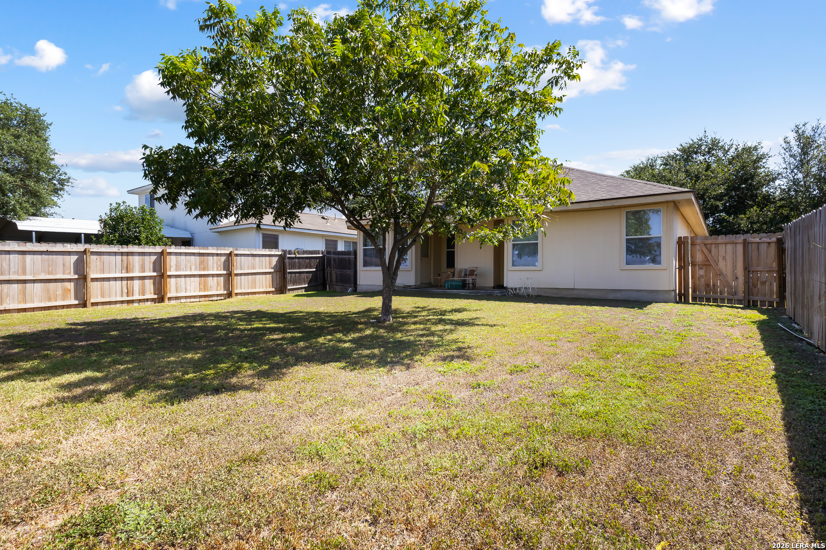 3827 MISTFLOWER DR