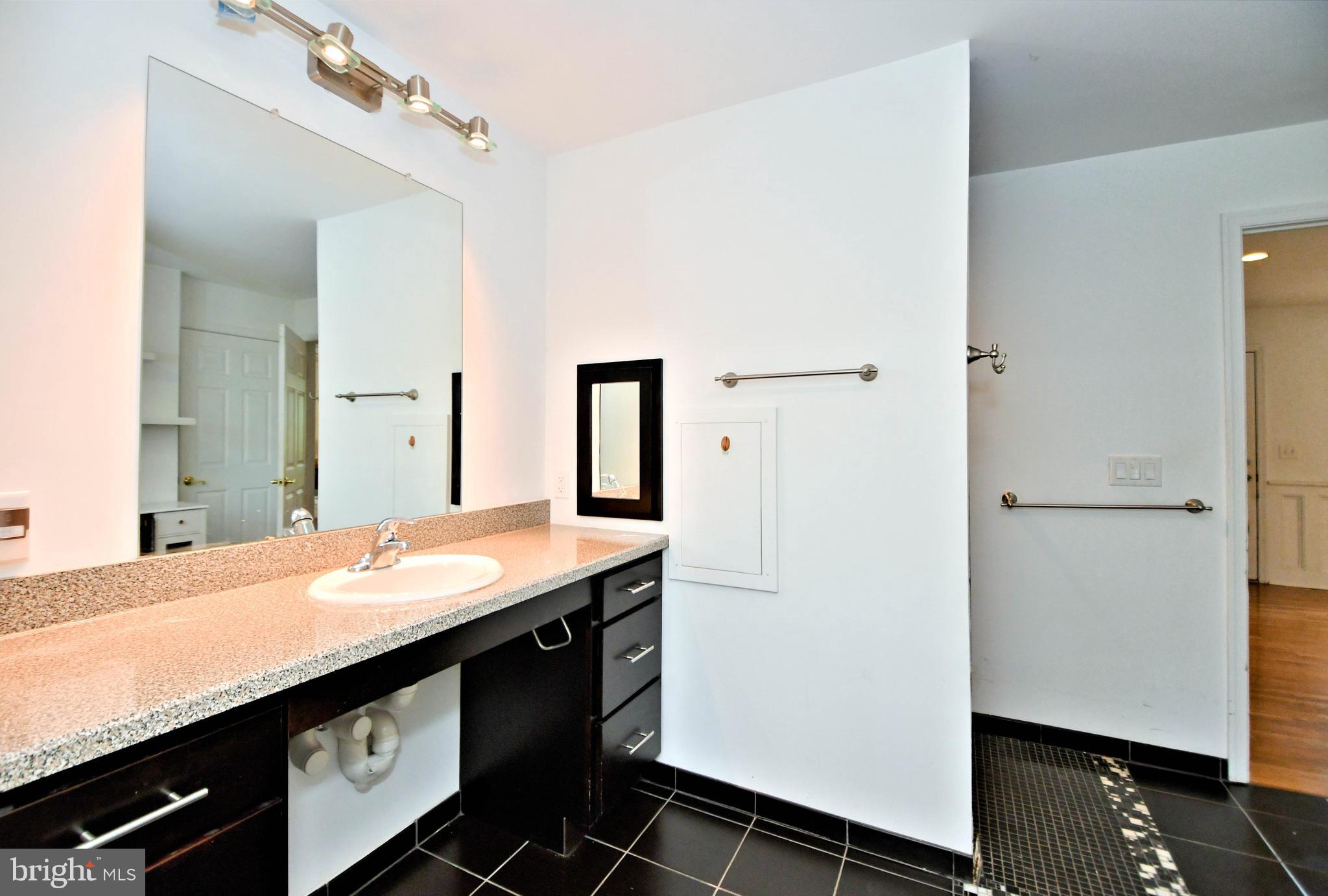 81 S FORGE MANOR DRIVE