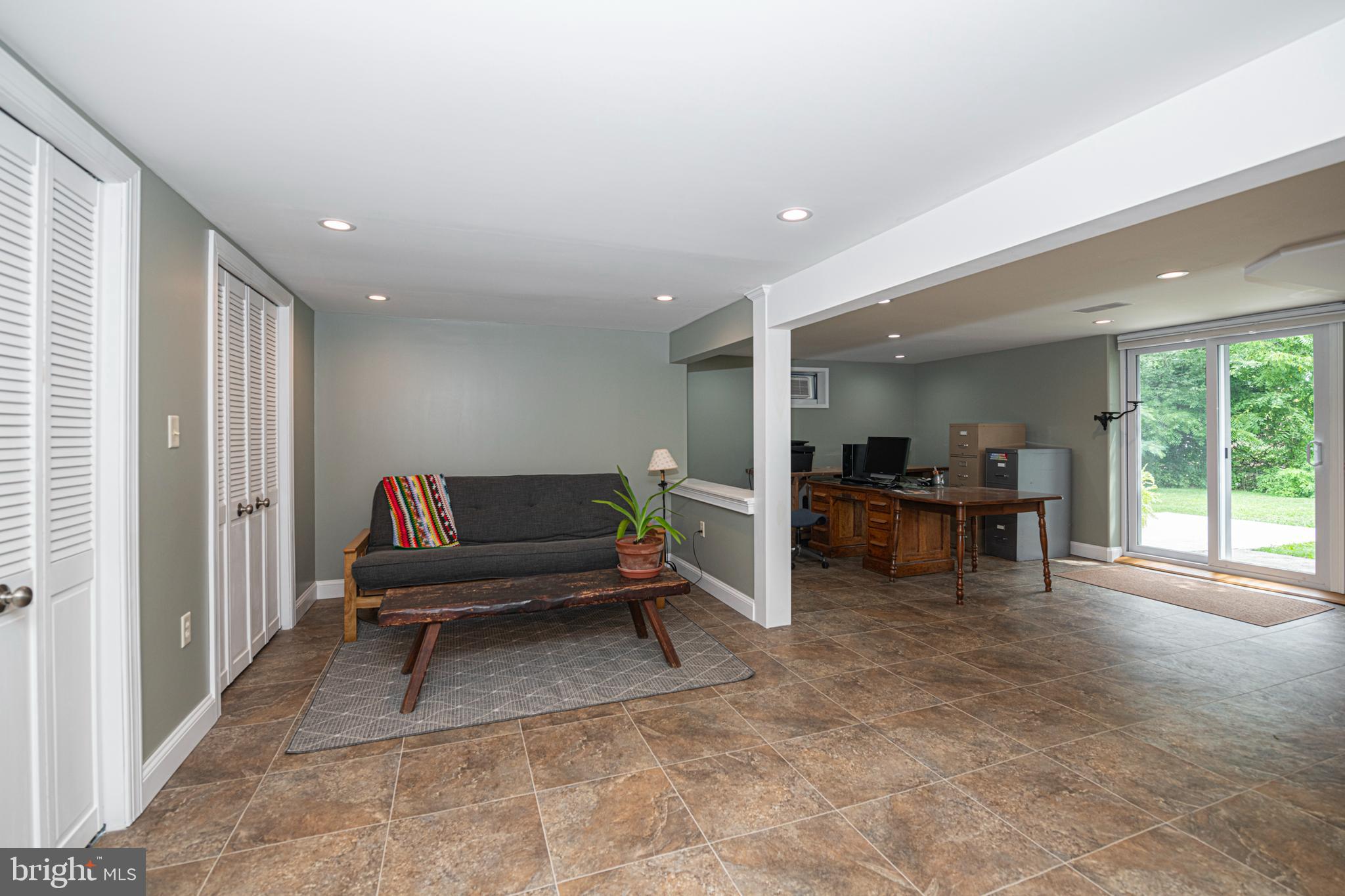 1113 GRANDVIEW