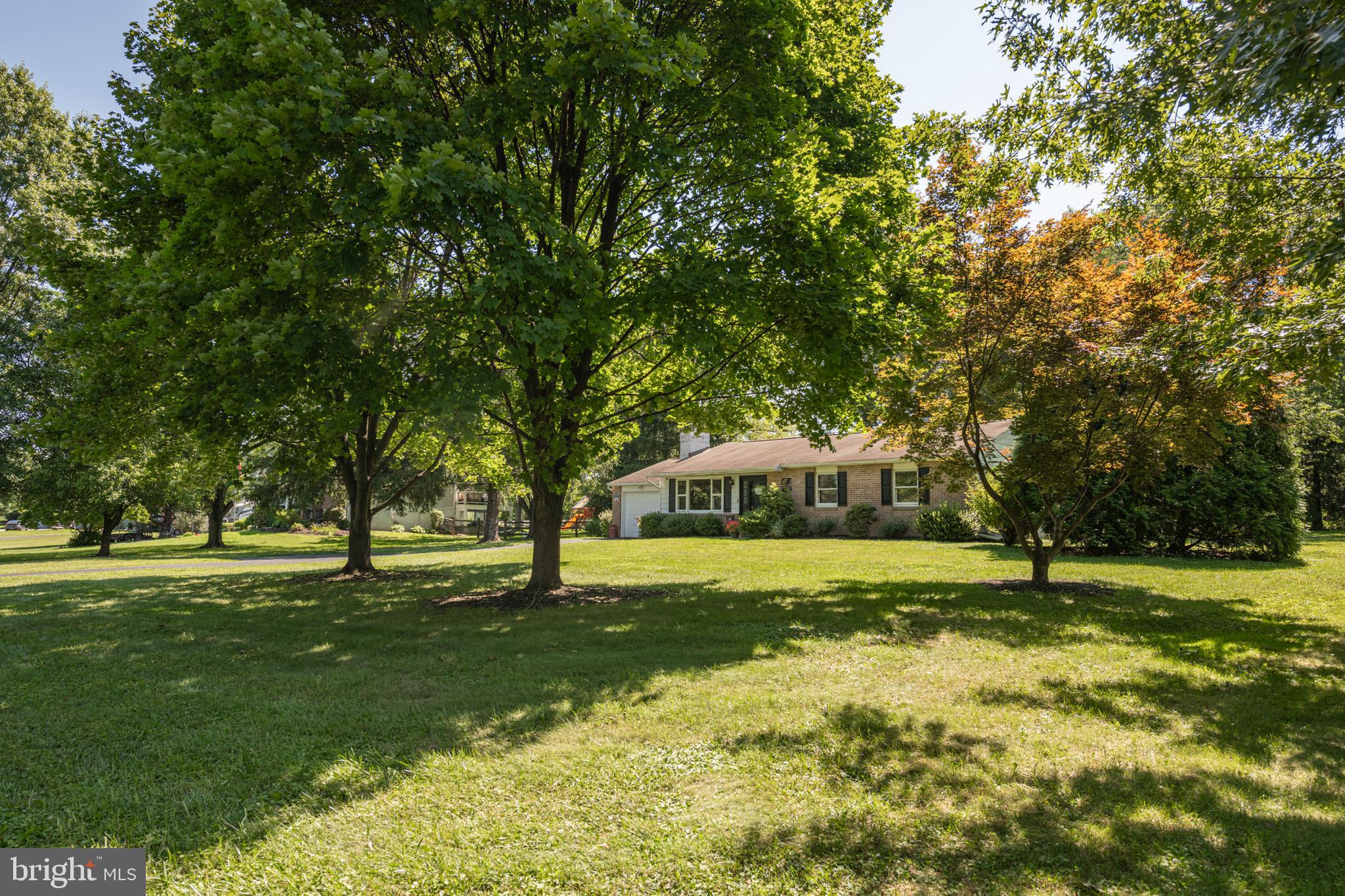 85 COUNTRY LANE