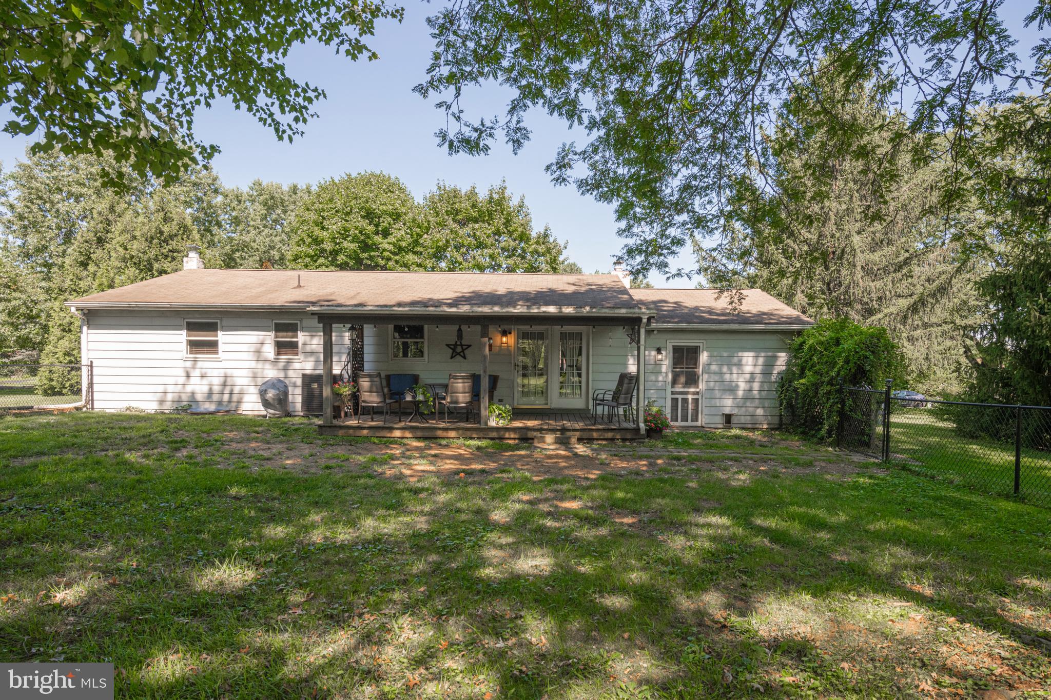 85 COUNTRY LANE