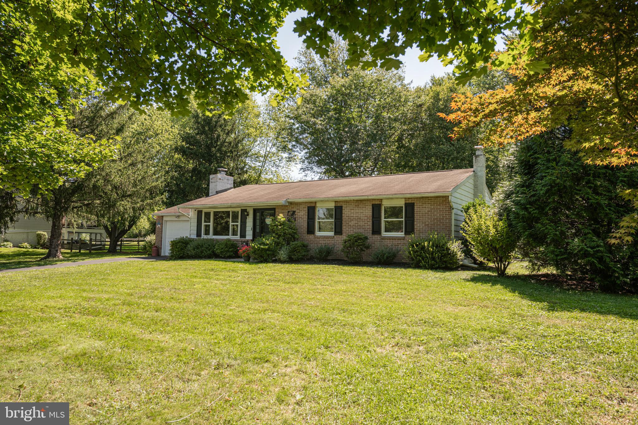 85 COUNTRY LANE