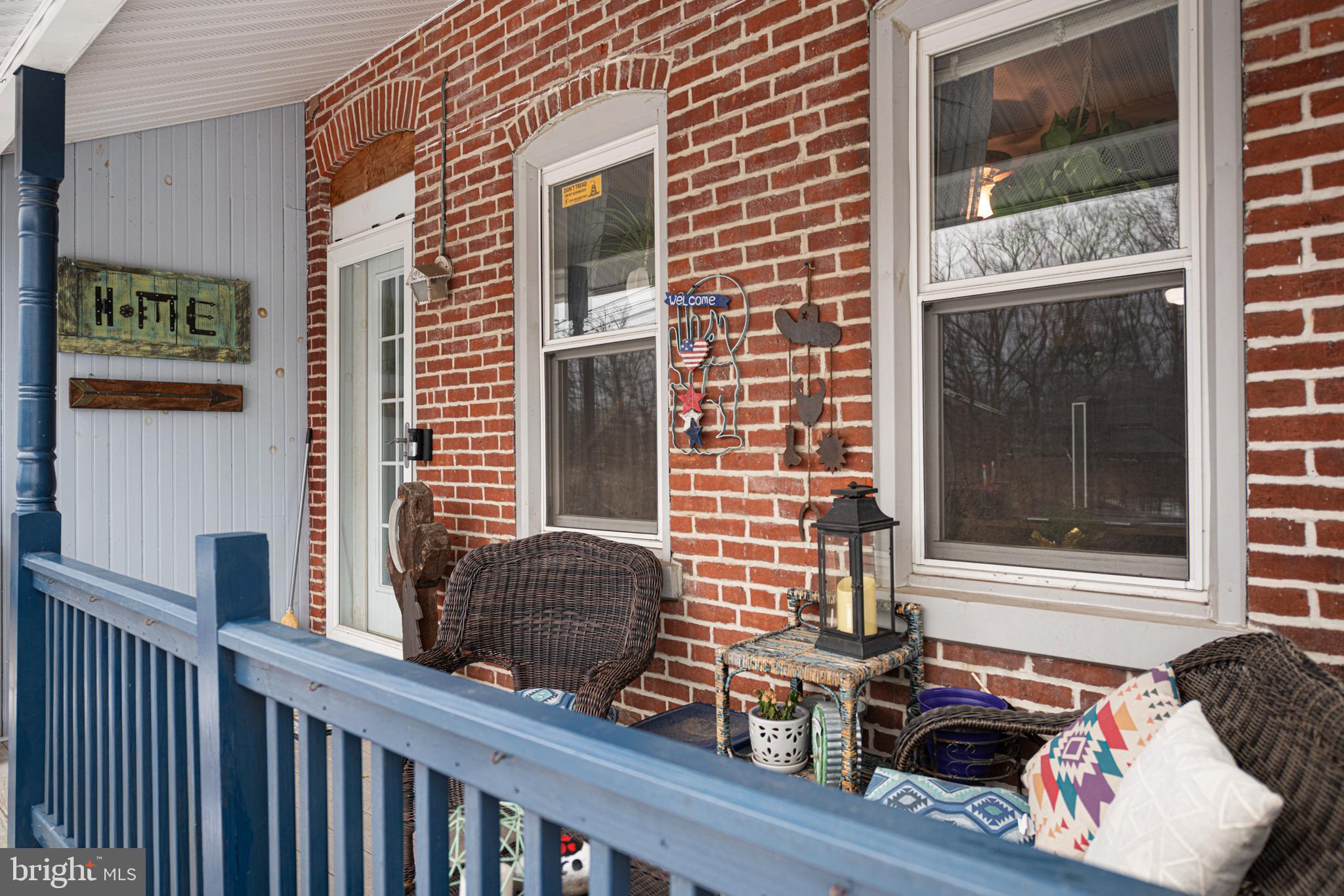 810 LATSHAW ROAD