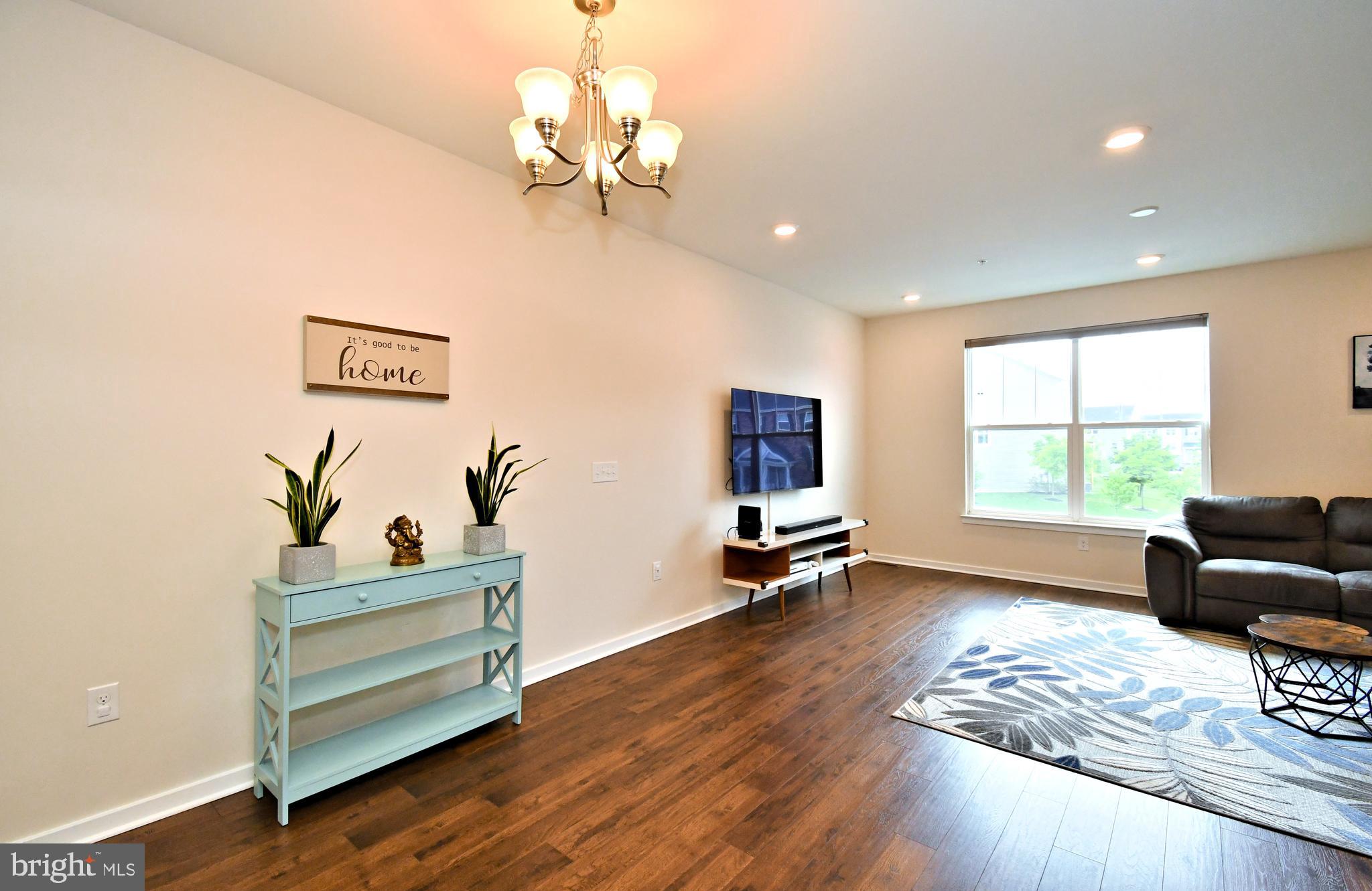 1844 BOULDER DRIVE