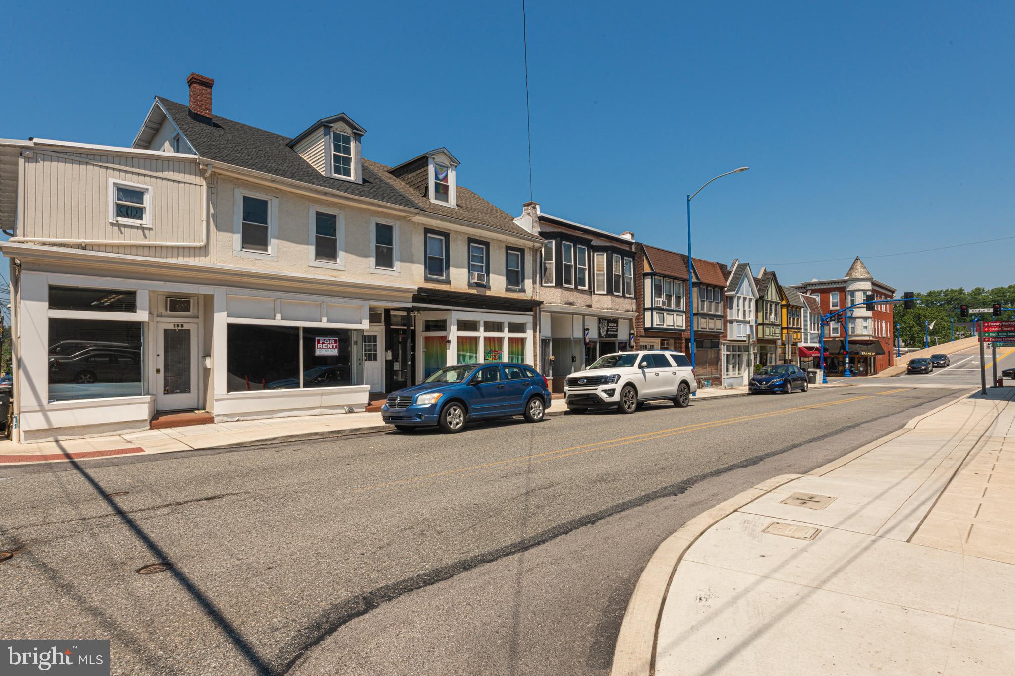 18 GAY STREET