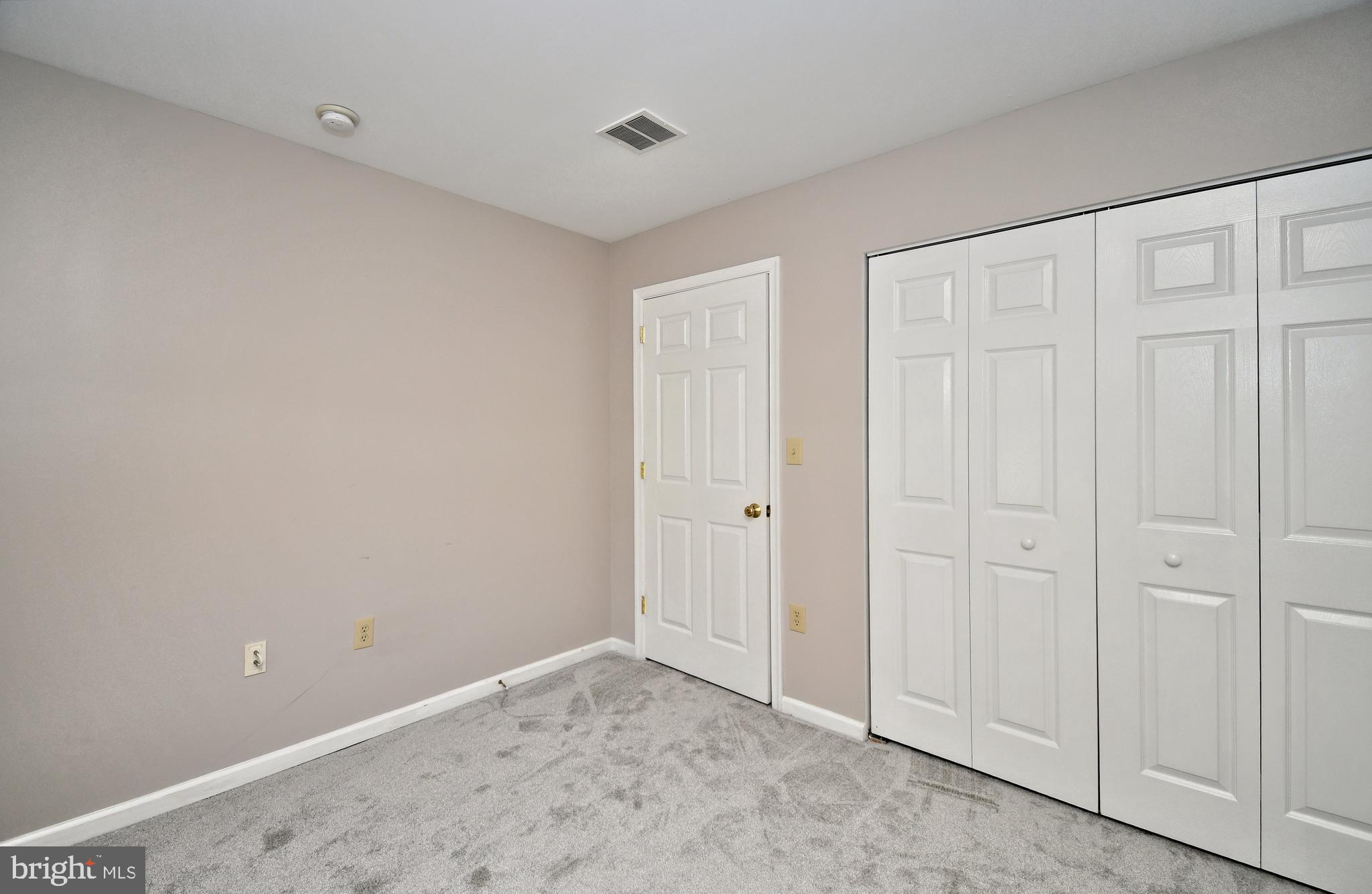 1055 BALLEY DRIVE