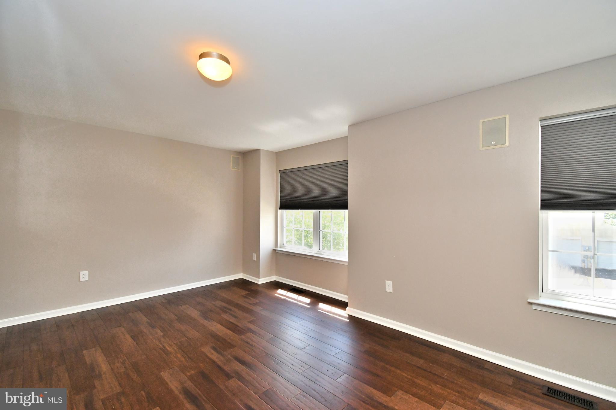 1055 BALLEY DRIVE